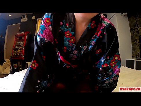 ❤️ Mladé cosplay dievča miluje sex až do orgazmu so squirtom v koníčku a fajkou. Ázijské dievča s chlpatou kundičkou a krásnymi prsiami v tradičnom japonskom kostýme v amatérskom videu, ktoré ukazuje masturbáciu so šukacími hračkami. Sakura 3 OSAKAPORN. ☑ Kvalitný sex na porno sk.eggporncomics.ru ❤